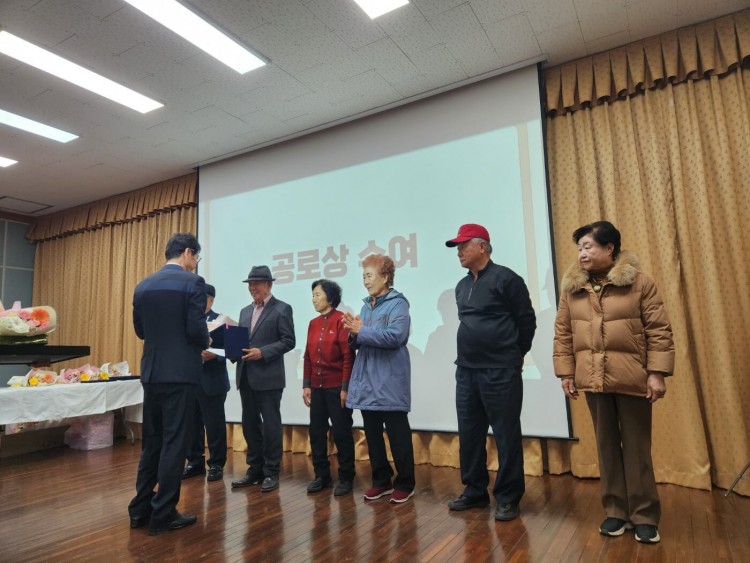 641bc682a1ab52b9c17b4eb54d2c97a1_1764762